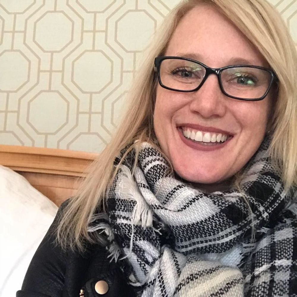 Meet your Posher, Suzette